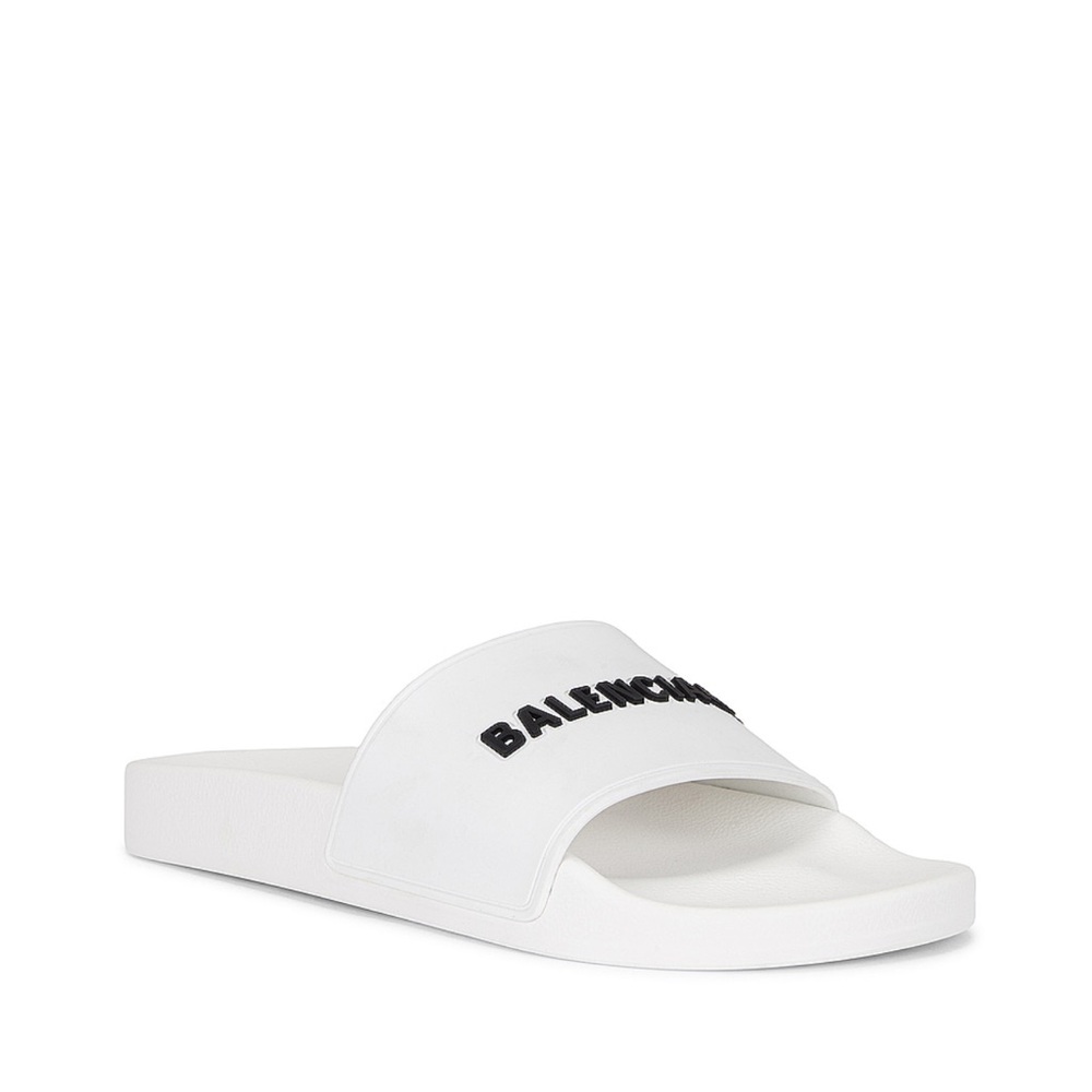 BALENCIAGA
Rubber Logo Pool Slides in White & Black - Picture 2 of 9
